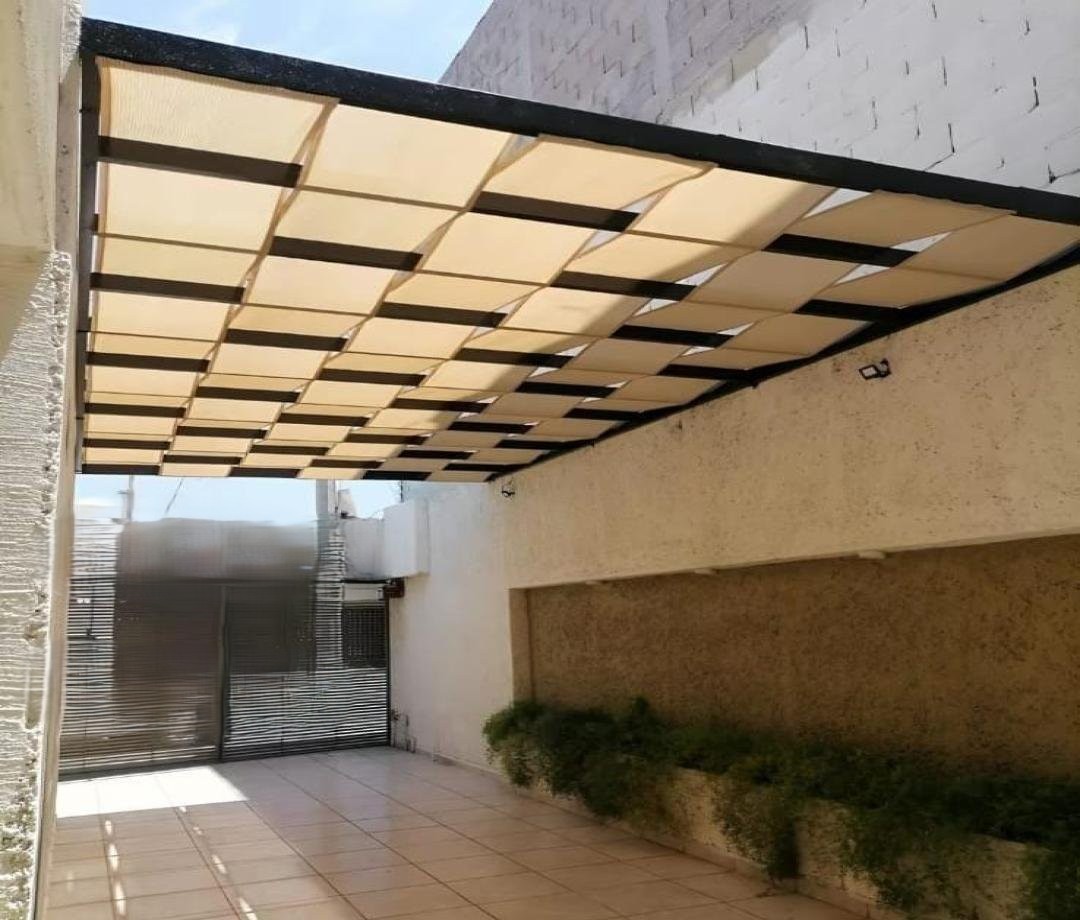 تركيب مظلات في الدمام: الحل الأمثل لحماية المساحات الخارجية بأناقة