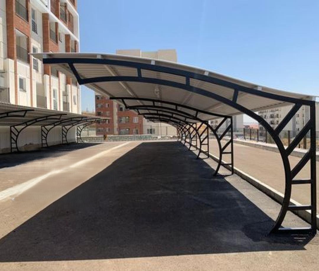 تركيب مظلات في القطيف: الحل الأمثل لحماية المساحات الخارجية