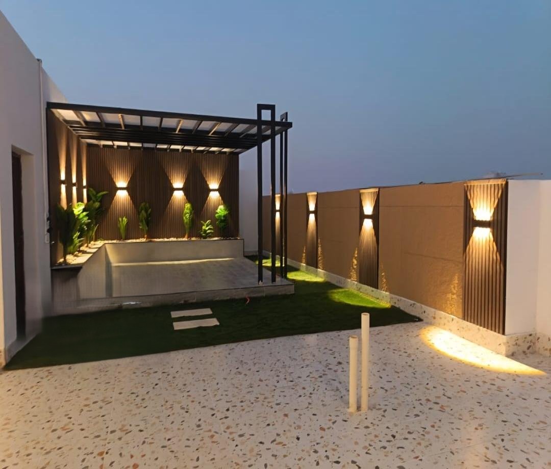 مظلات جلسات الدمام: الحل الأمثل للراحة في المساحات الخارجية