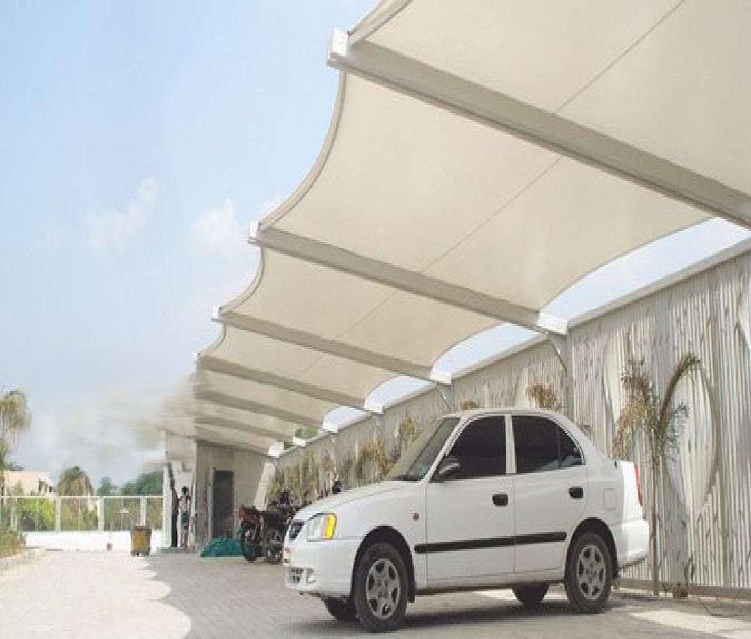 مظلات قماش: الحل العملي والأنيق لحماية المساحات الخارجية 