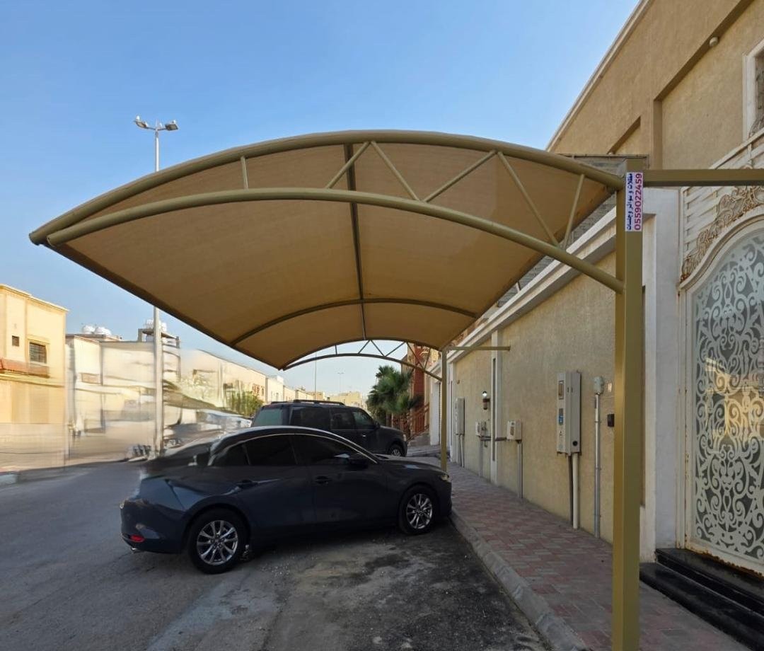 مظلات مواقف الدمام: الحل الأمثل لحماية السيارات والمواقف الخارجية