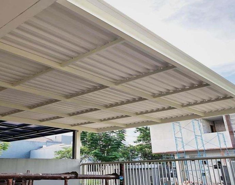 مظلات ساندوتش بانل بمواصفات حديثة في القطيف